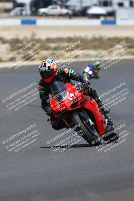 media/Jun-08-2025-TrackDaz (Sun) [[dc1ba13c79]]/A Group/1pm (Turn 6)/